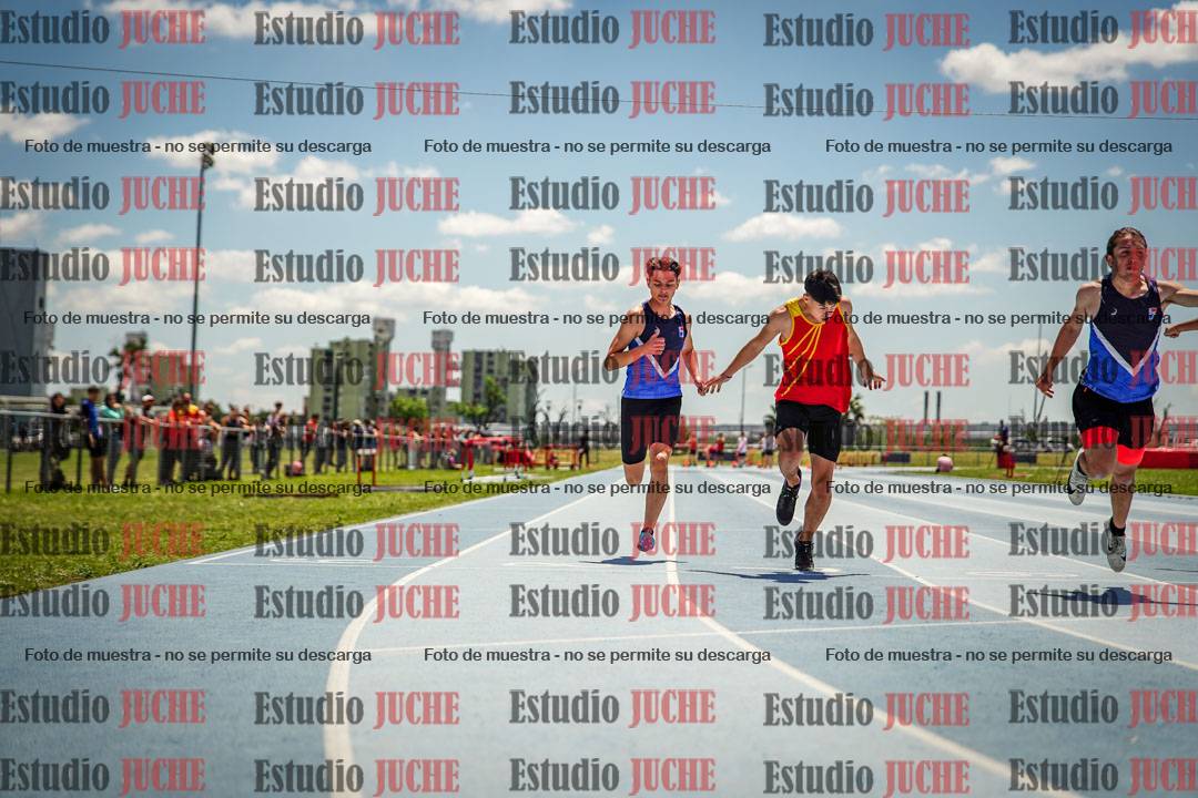 Fotos de los 100 m llanos de varones