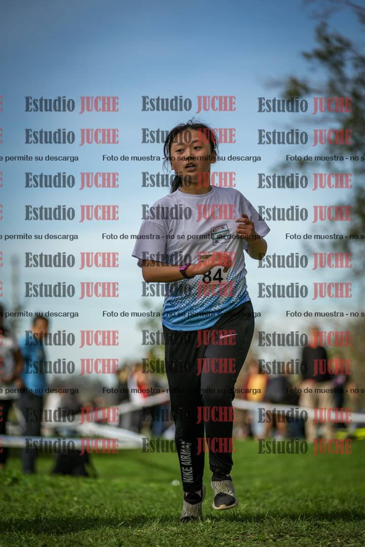 Fotos de la llegada del cross de 2000 m