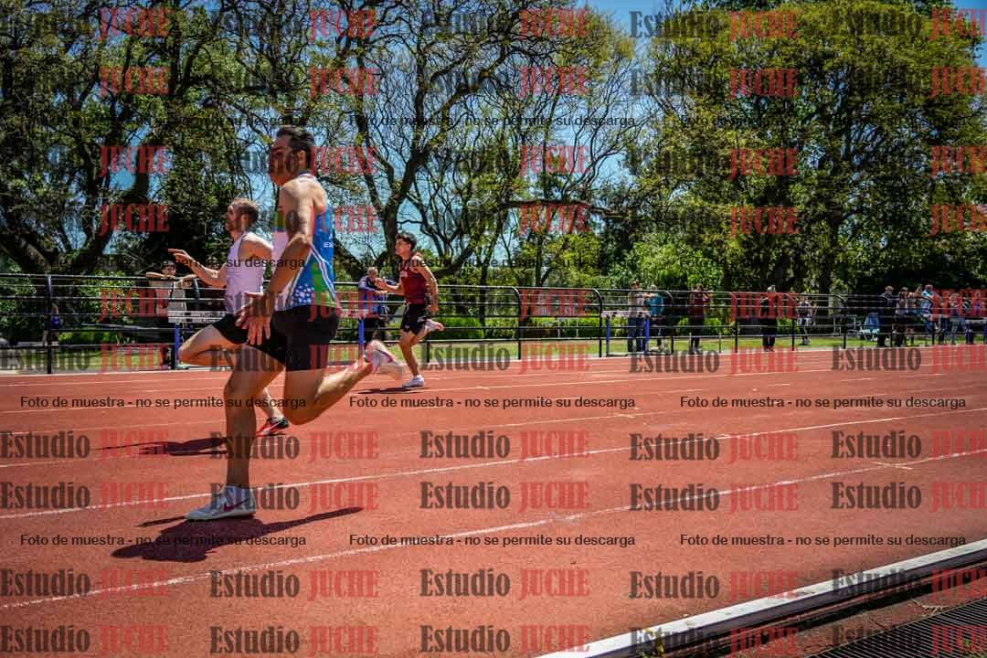 Fotos de los 100 m llanos de varones
