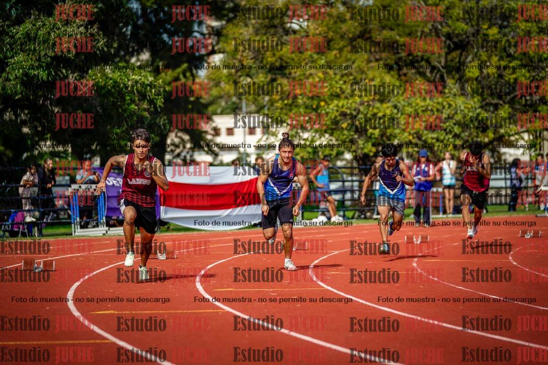 Fotos de los 200 m llanos de varones