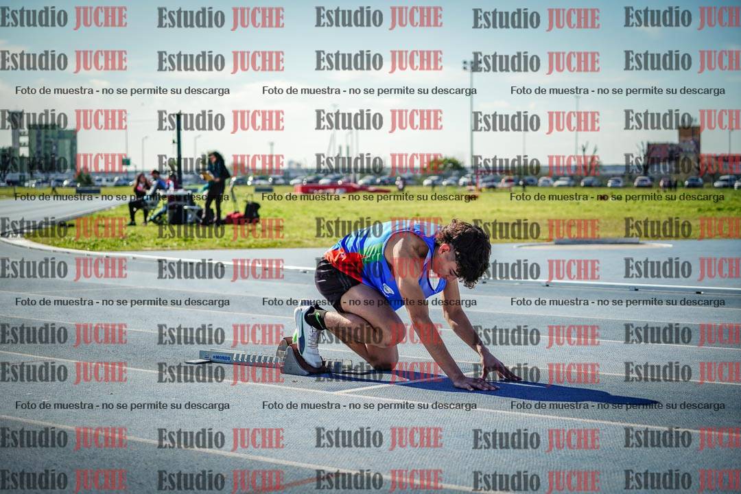 Fotos de los 400 m llanos de varones