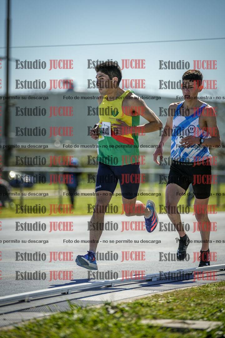 Fotos de los 5000 m llanos de mujeres y varones
