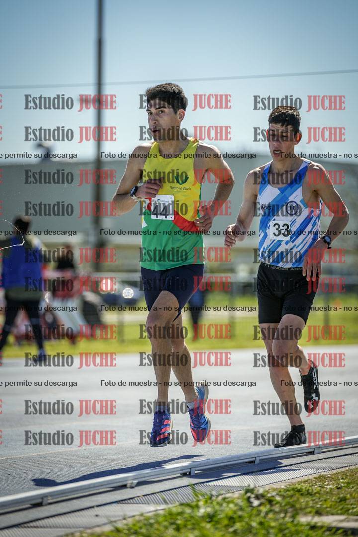 Fotos de los 5000 m llanos de mujeres y varones