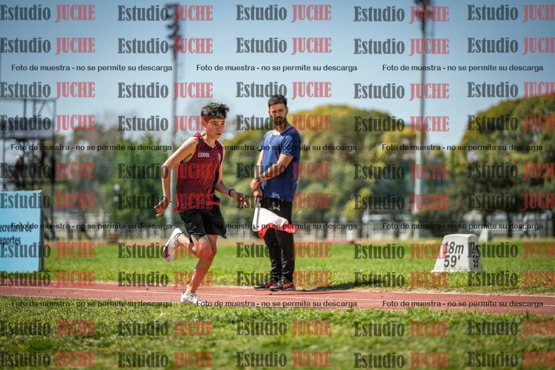 Fotos del salto en largo de varones - (incluye octatlón)