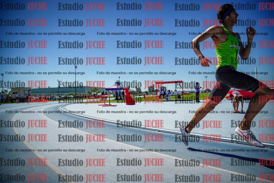 Fotos de los 800 m llanos de varones