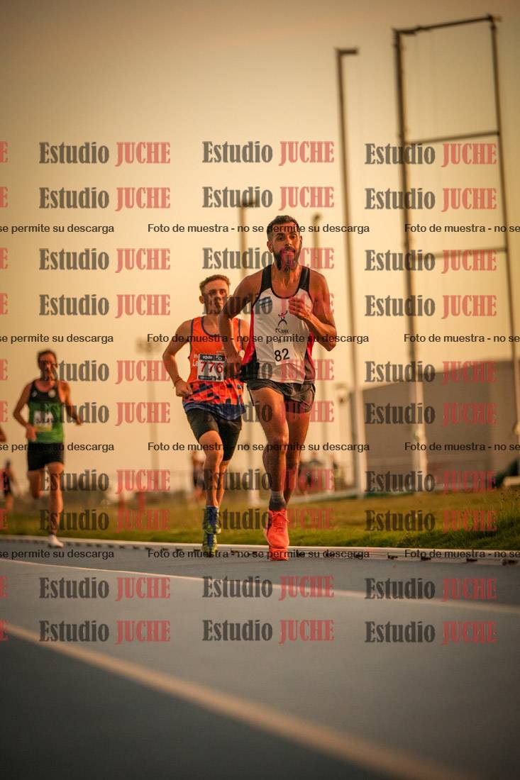 Fotos de los 3000 m llanos de varones
