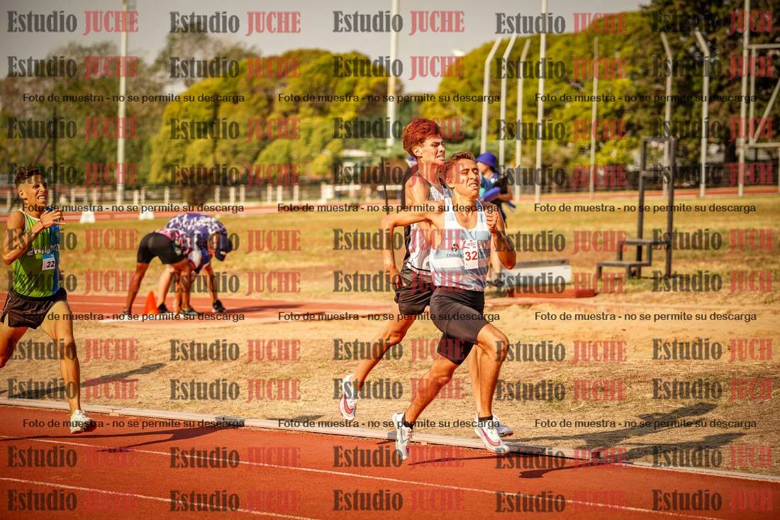Fotos de los 1500 m llanos de varones