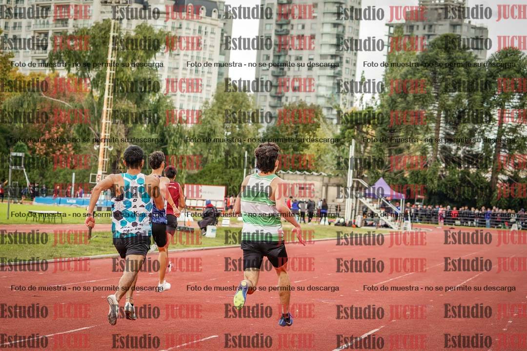 Fotos de los 400 m llanos de varones