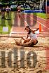 Fotos del salto en largo de mujeres