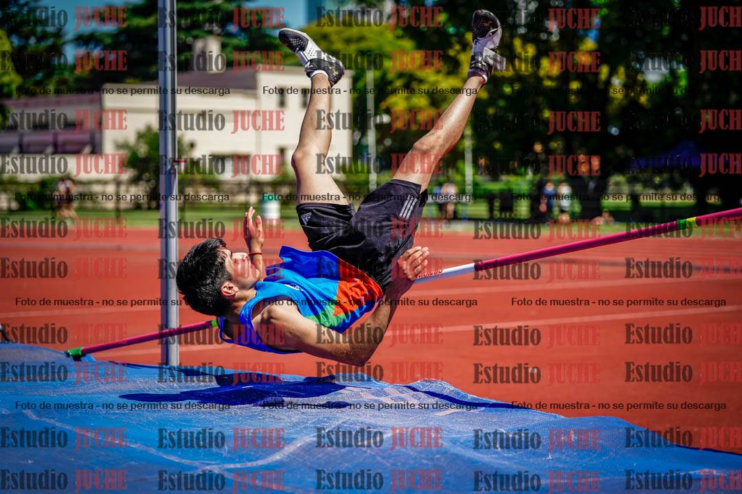 Fotos del salto en alto de varones
