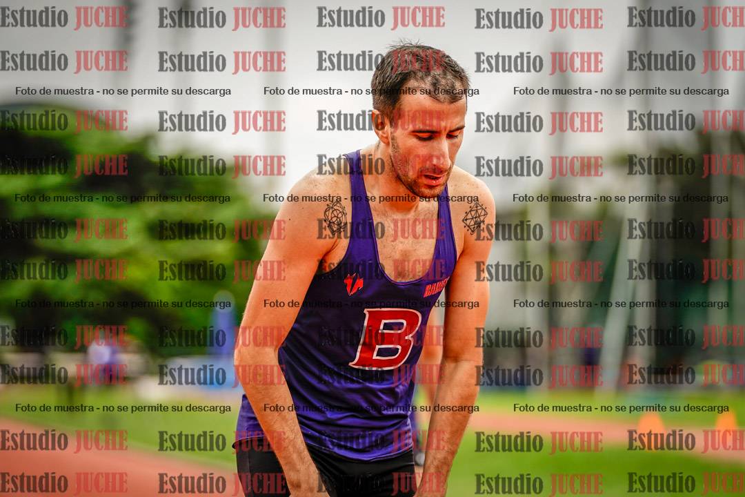 Fotos de los 400 m con vallas de varones