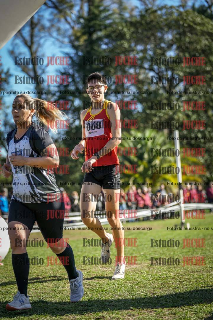Fotos de la llegada del cross de 6000 m