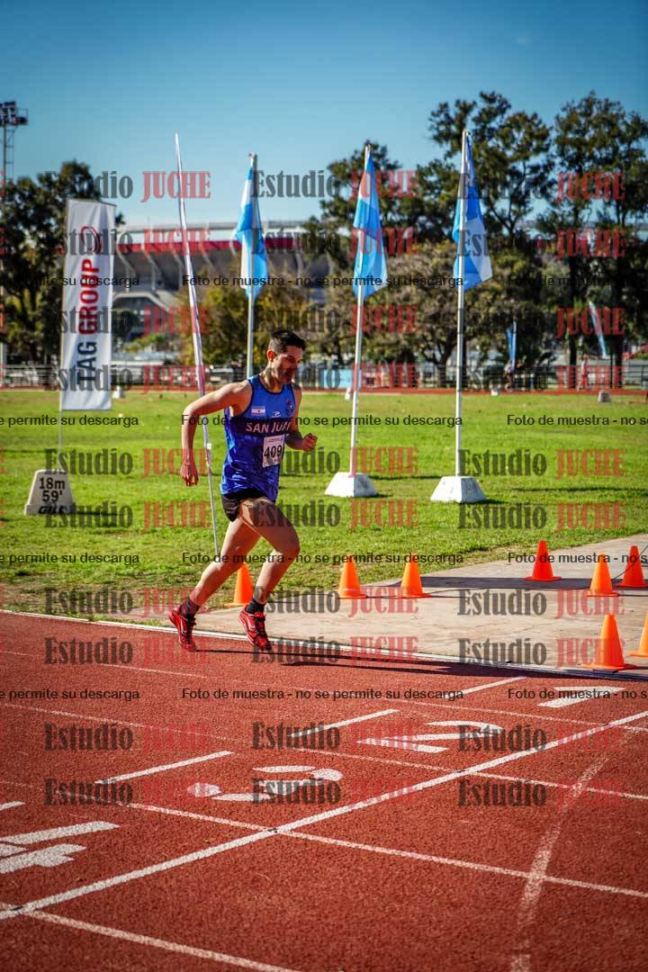 Fotos de los 800 m llanos de varones