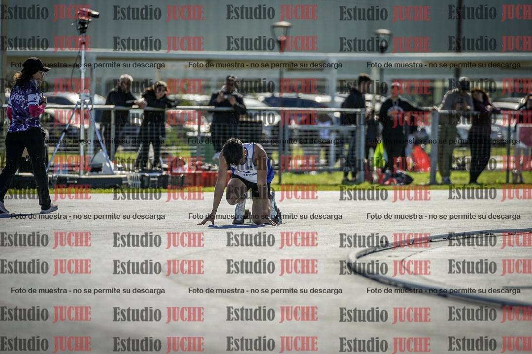 Fotos de los 400 m llanos de varones