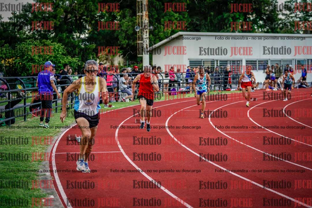 Fotos de los 400 m llanos de varones