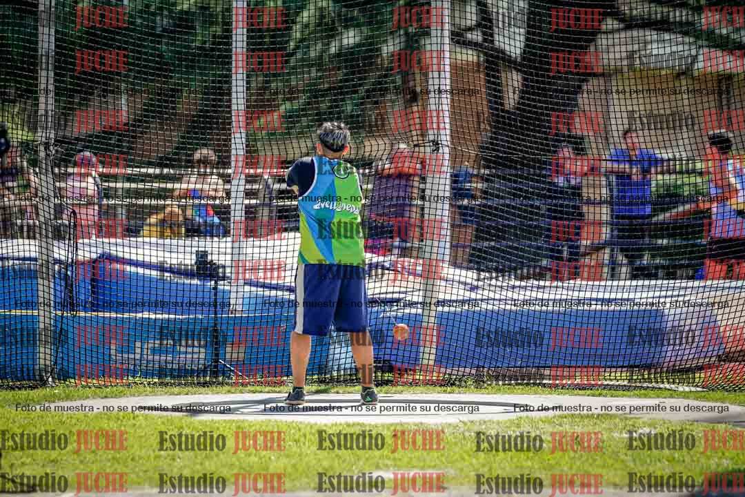 Fotos del lanzamiento de martillo de varones