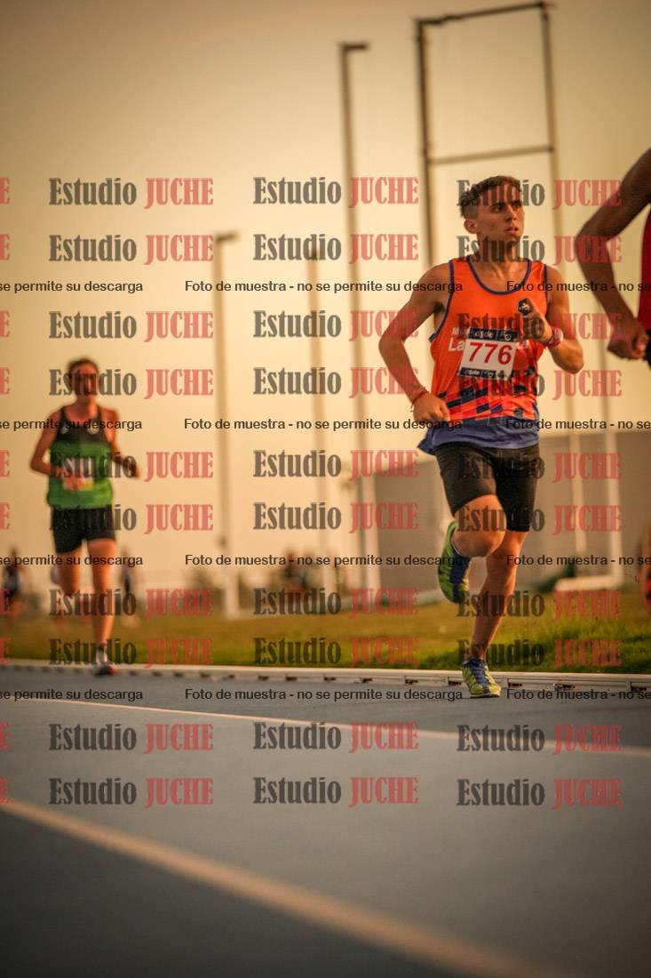 Fotos de los 3000 m llanos de varones