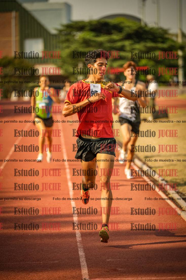 Fotos de los 1500 m llanos de varones
