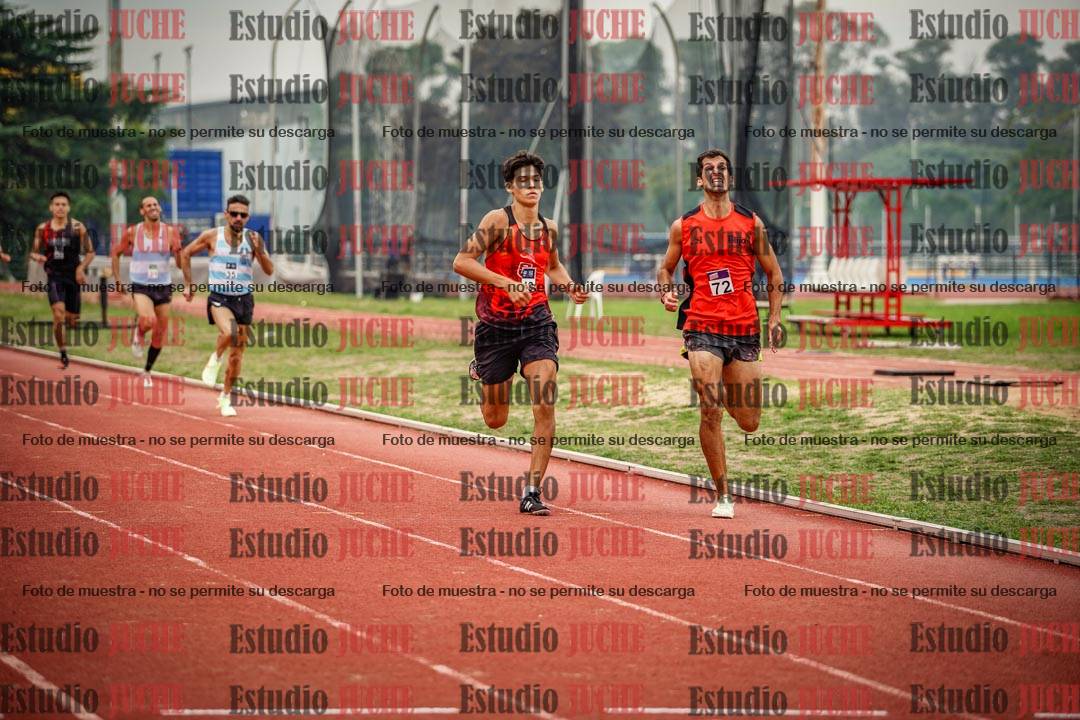 Fotos de los 800 m llanos de varones
