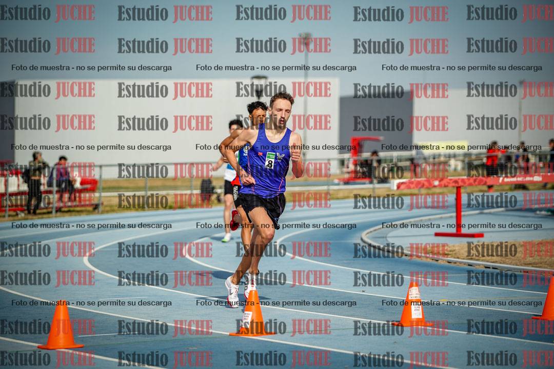 Fotos de los 800 m llanos de varones
