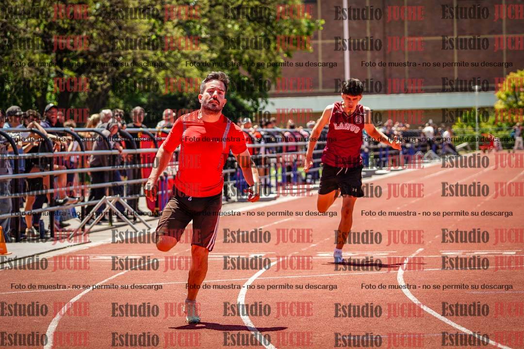 Fotos de los 100 m llanos de varones