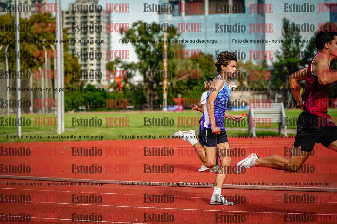 Fotos de los 200 m llanos de varones