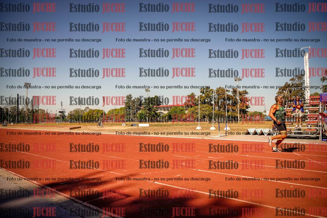 Fotos de los 200 m llanos de varones