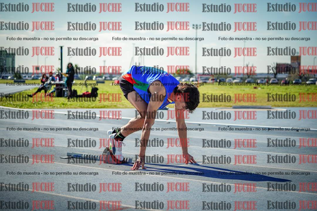 Fotos de los 400 m llanos de varones
