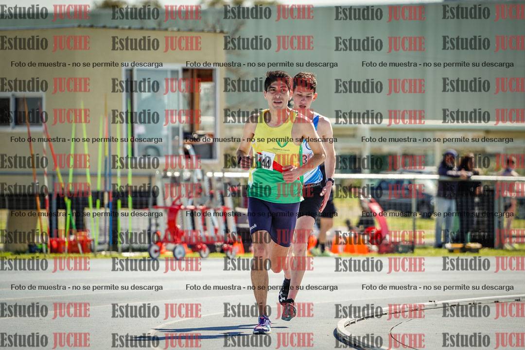 Fotos de los 5000 m llanos de mujeres y varones