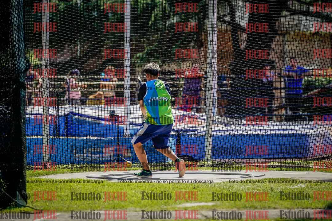 Fotos del lanzamiento de martillo de varones
