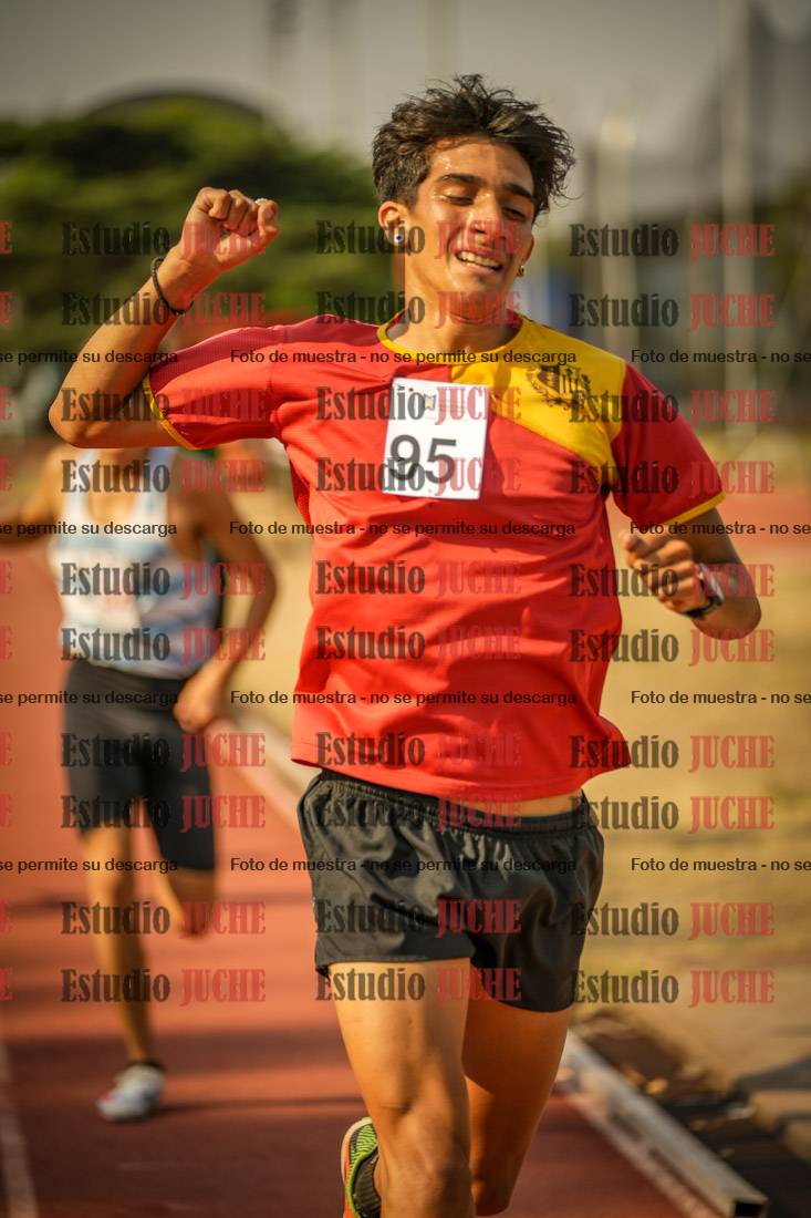 Fotos de los 1500 m llanos de varones
