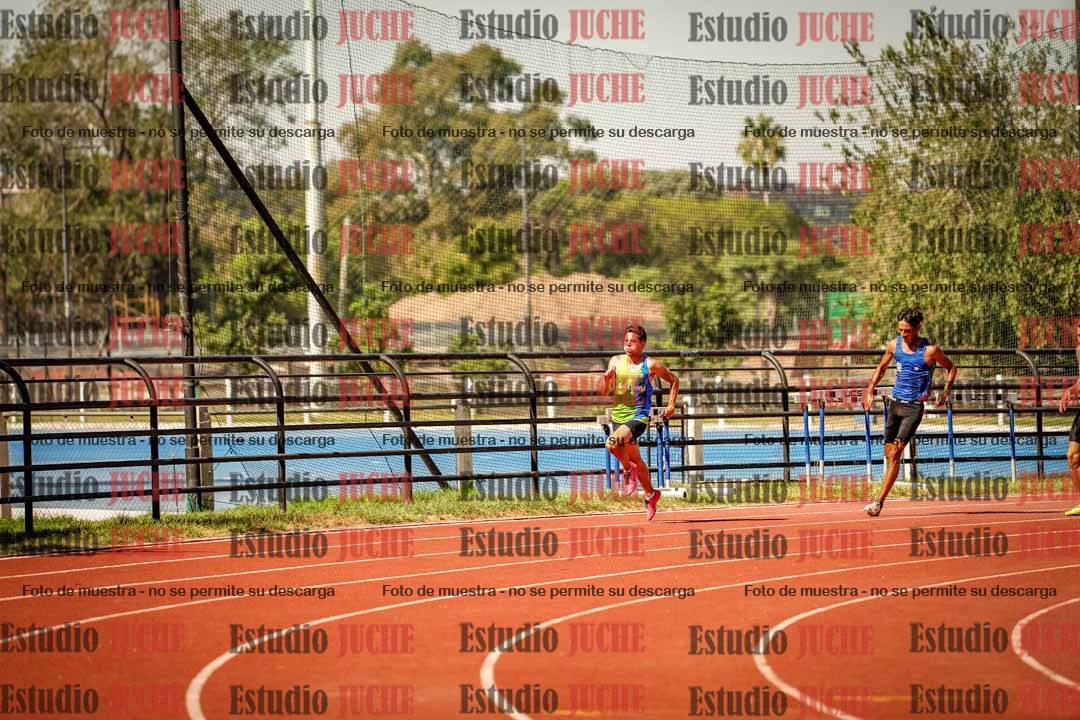 Fotos de los 200 m llanos de varones