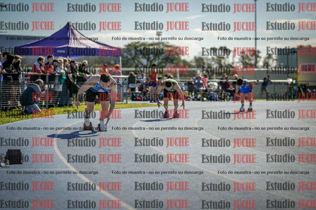 Fotos de los 400 m llanos de varones