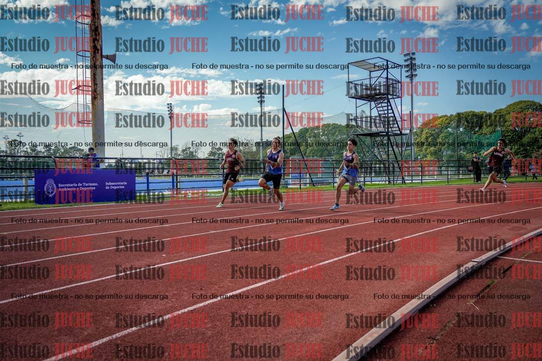 Fotos de los 200 m llanos de varones