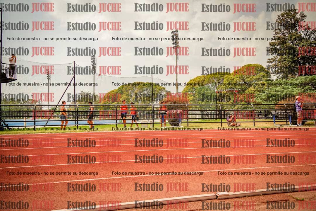 Fotos de los 200 m llanos de varones