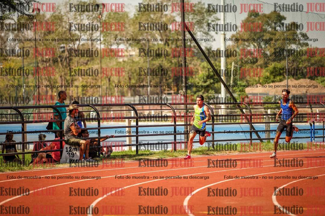 Fotos de los 200 m llanos de varones