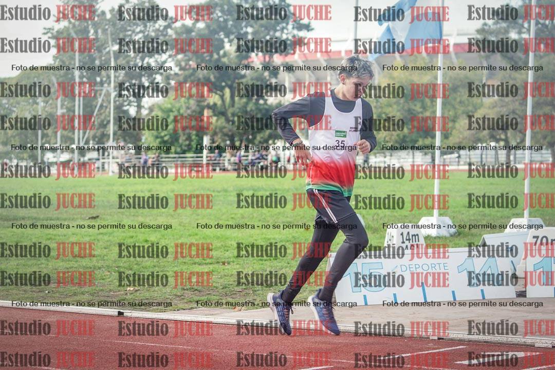 Fotos de los 600 m llanos de varones