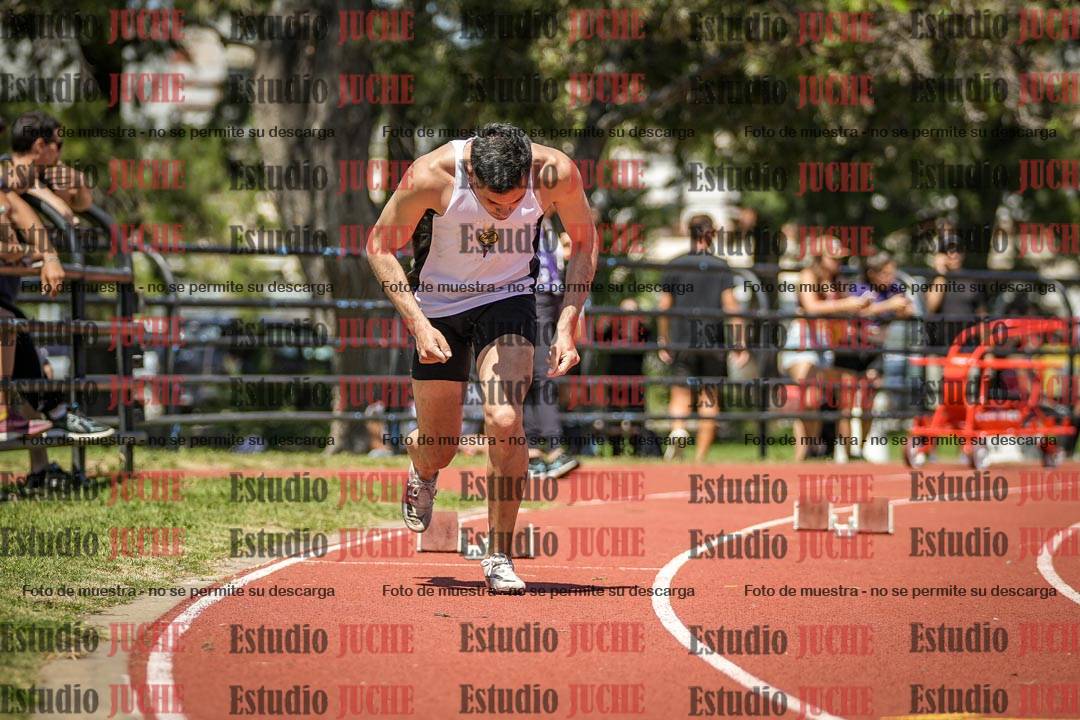 Fotos de los 200 m llanos de varones