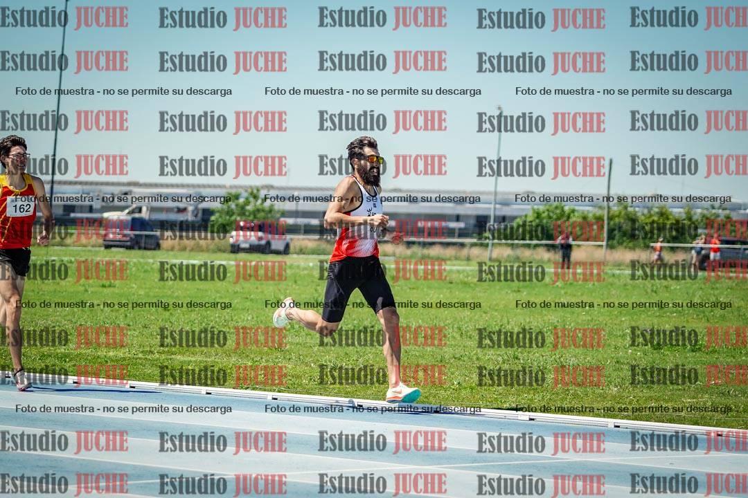 Fotos de los 800 m llanos de varones