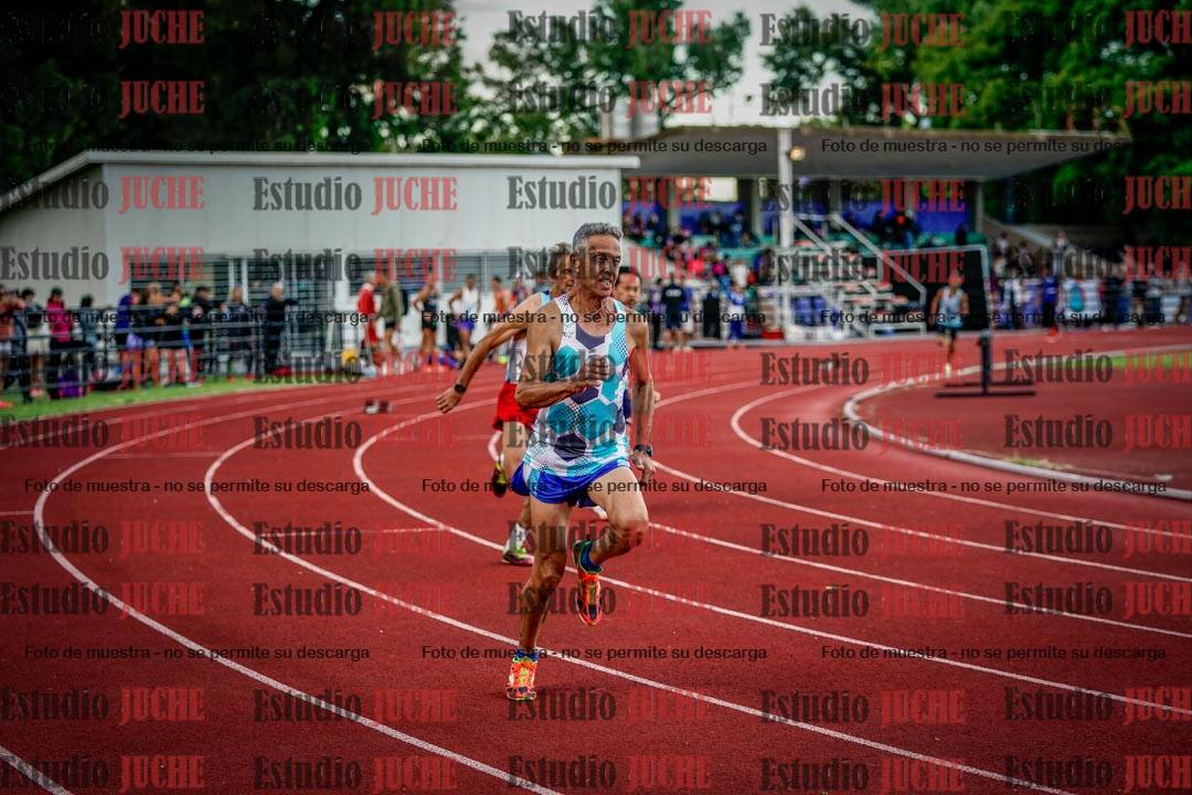 Fotos de los 400 m llanos de varones