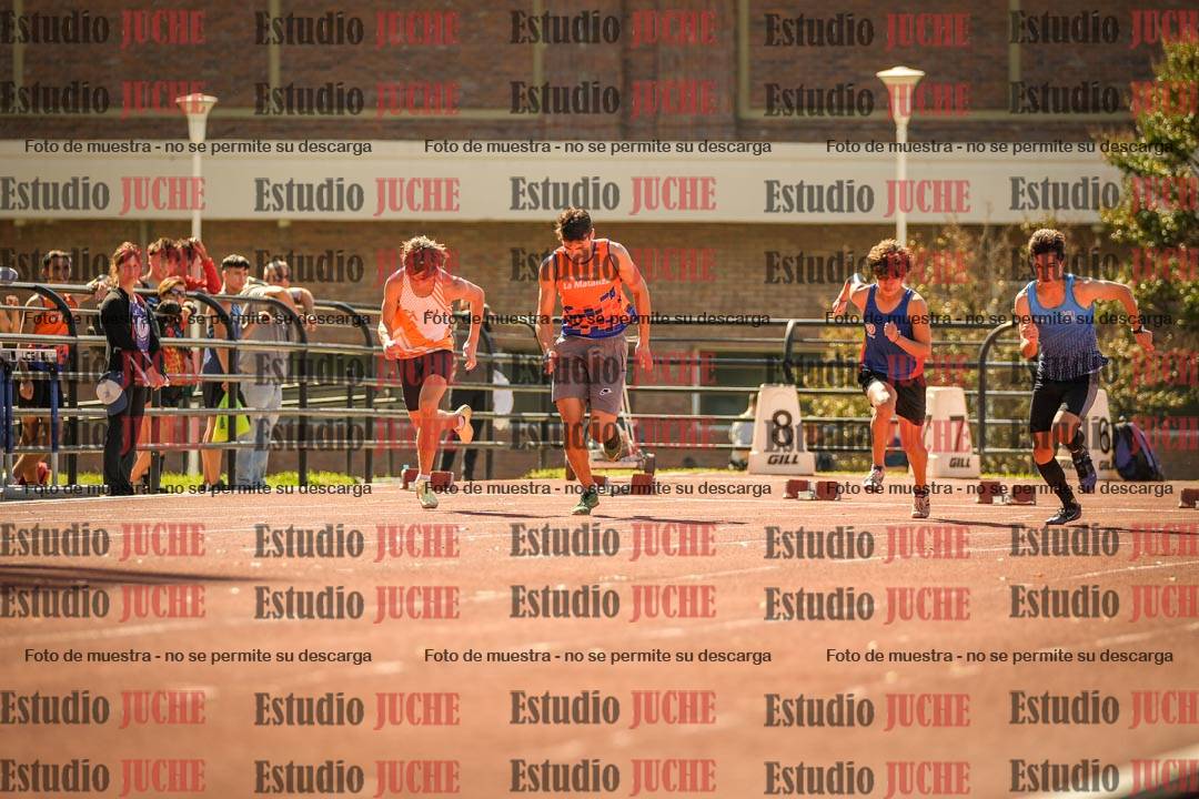 Fotos de los 100 m llanos de varones