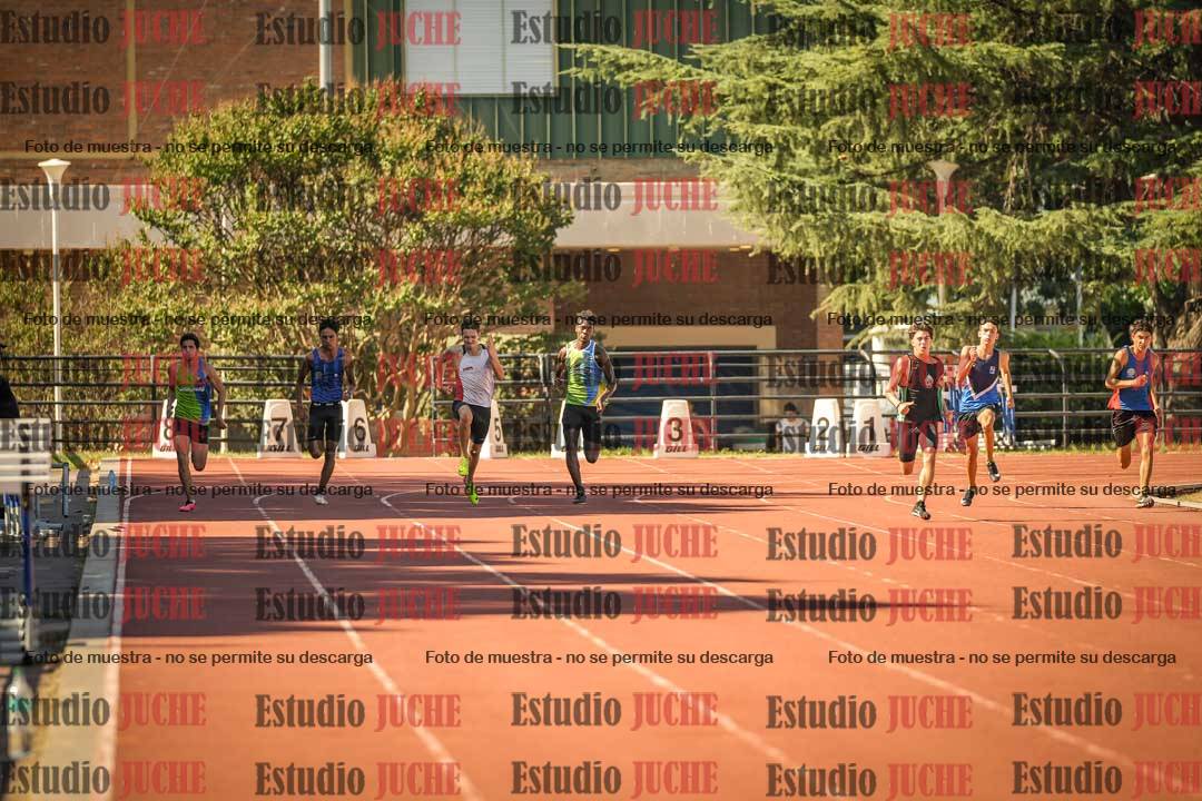 Fotos de los 200 m llanos de varones