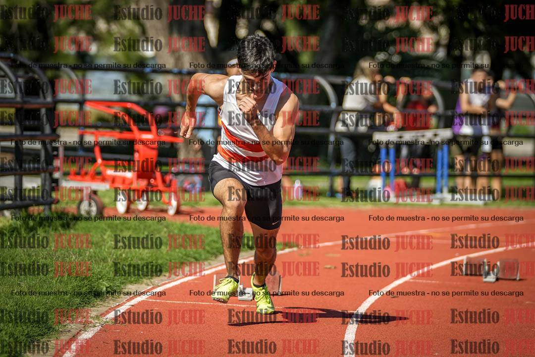 Fotos de los 200 m llanos de varones