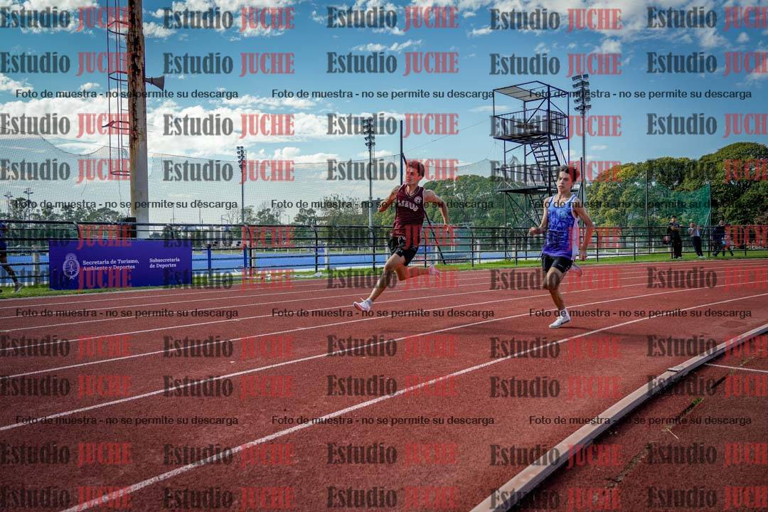 Fotos de los 200 m llanos de varones