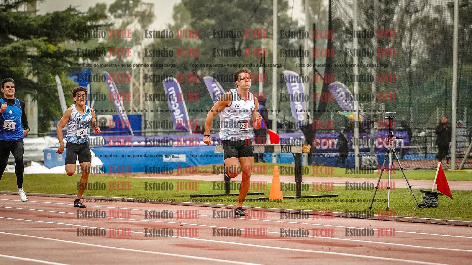 Fotos de los 400 m de varones