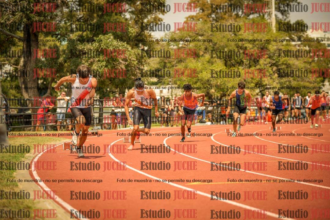 Fotos de los 200 m llanos de varones