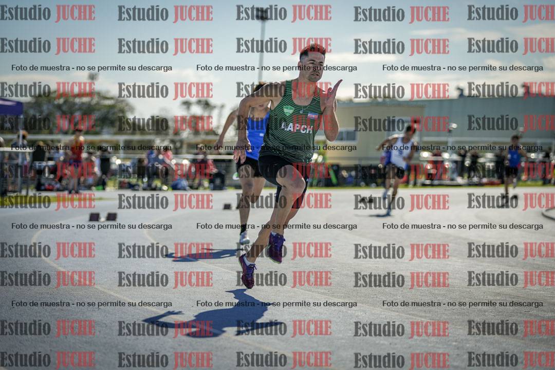 Fotos de los 400 m llanos de varones
