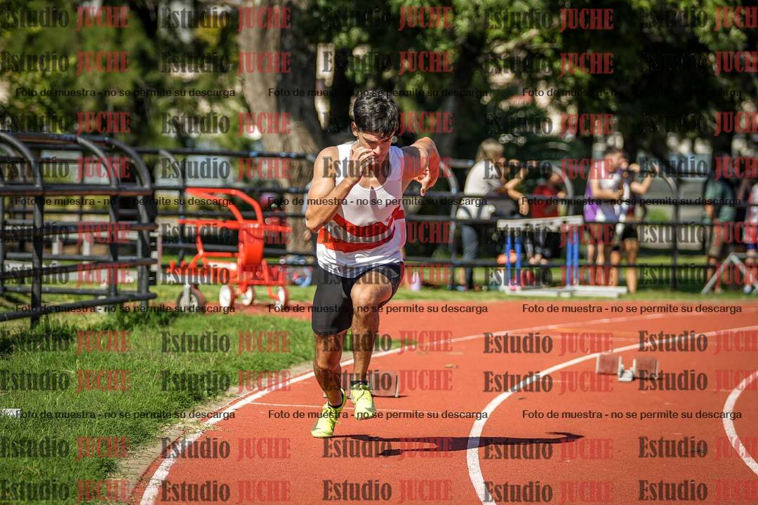 Fotos de los 200 m llanos de varones