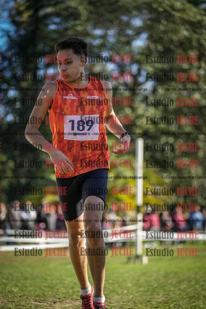 Fotos de la llegada del cross de 6000 m