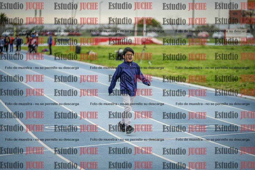 Fotos de los 50 m llanos de varones - U12